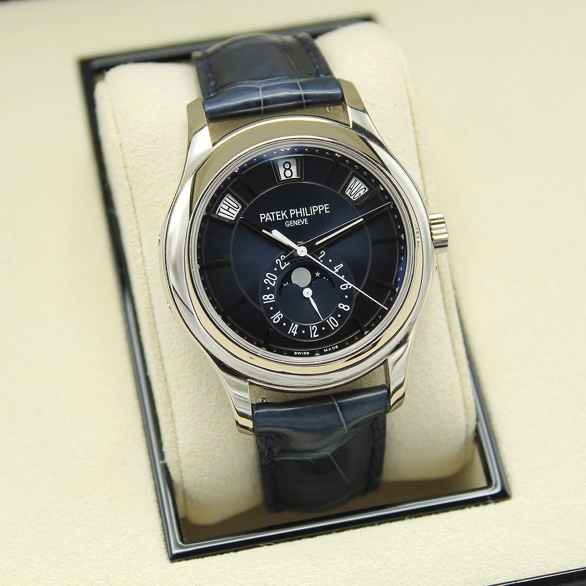 Complications Moon Phase 5205G-013