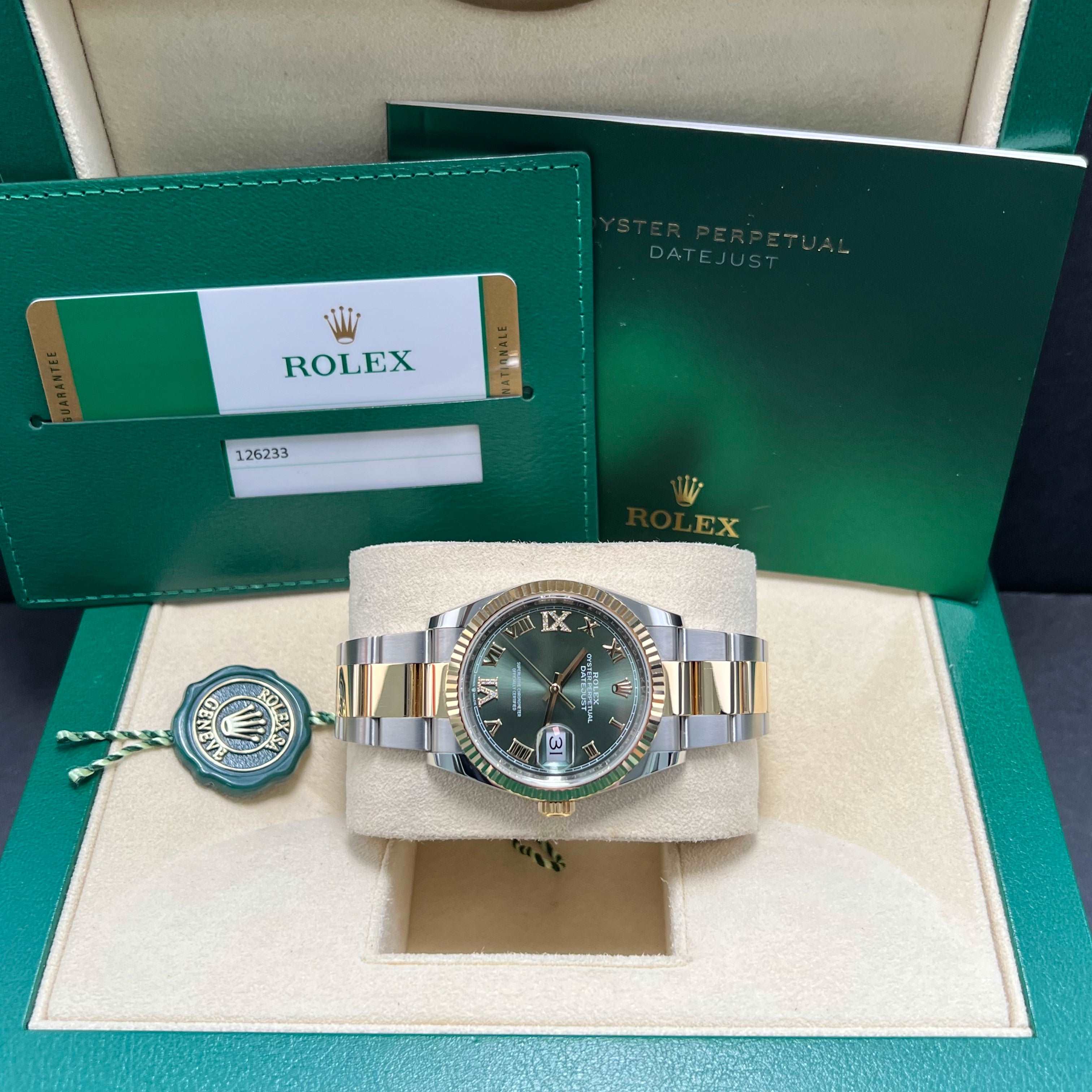 Datejust 36 126233 (Olive Green Diamond 6 & 9) Chronofinder Ltd