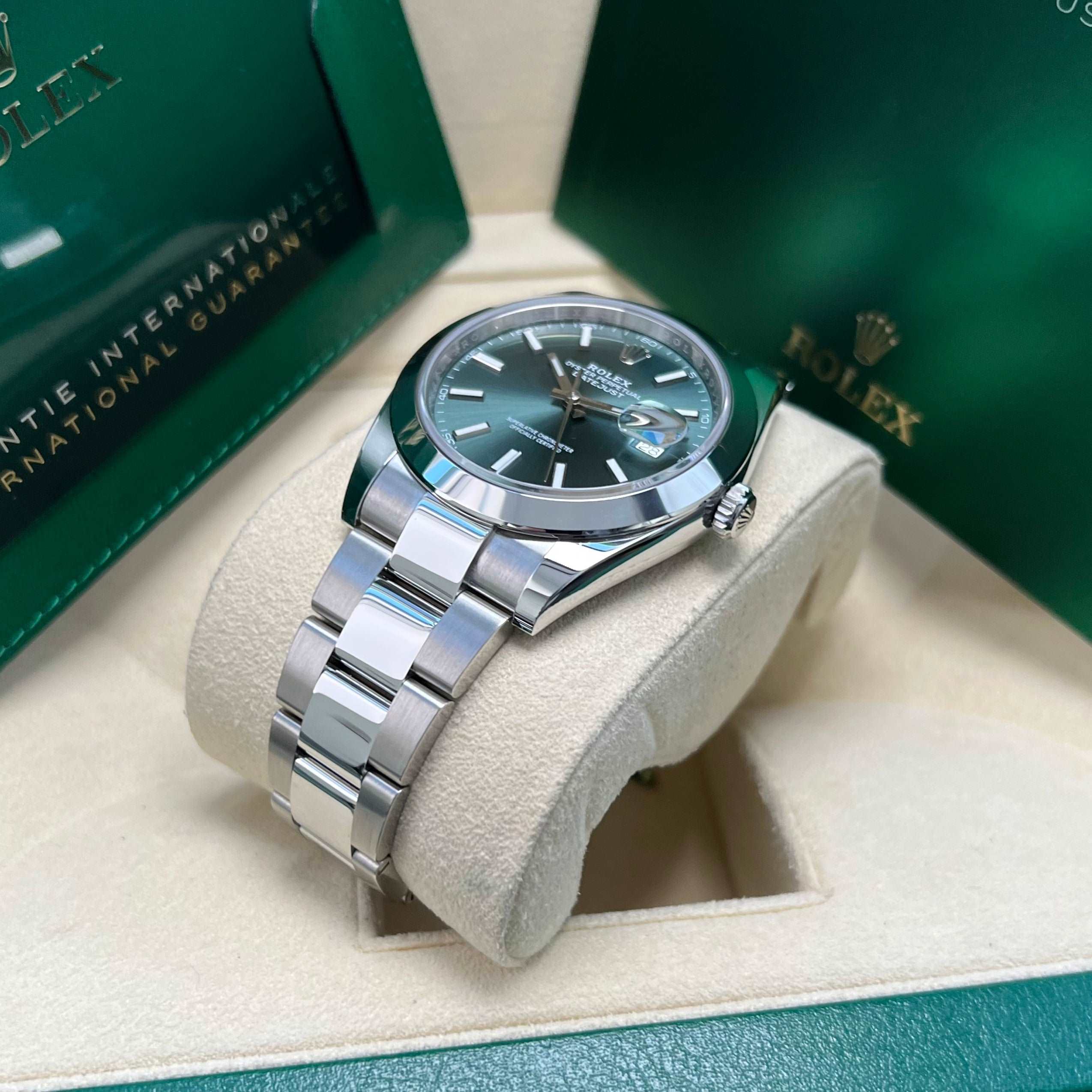 Datejust 41 126300 (Mint Green Dial) Chronofinder Ltd