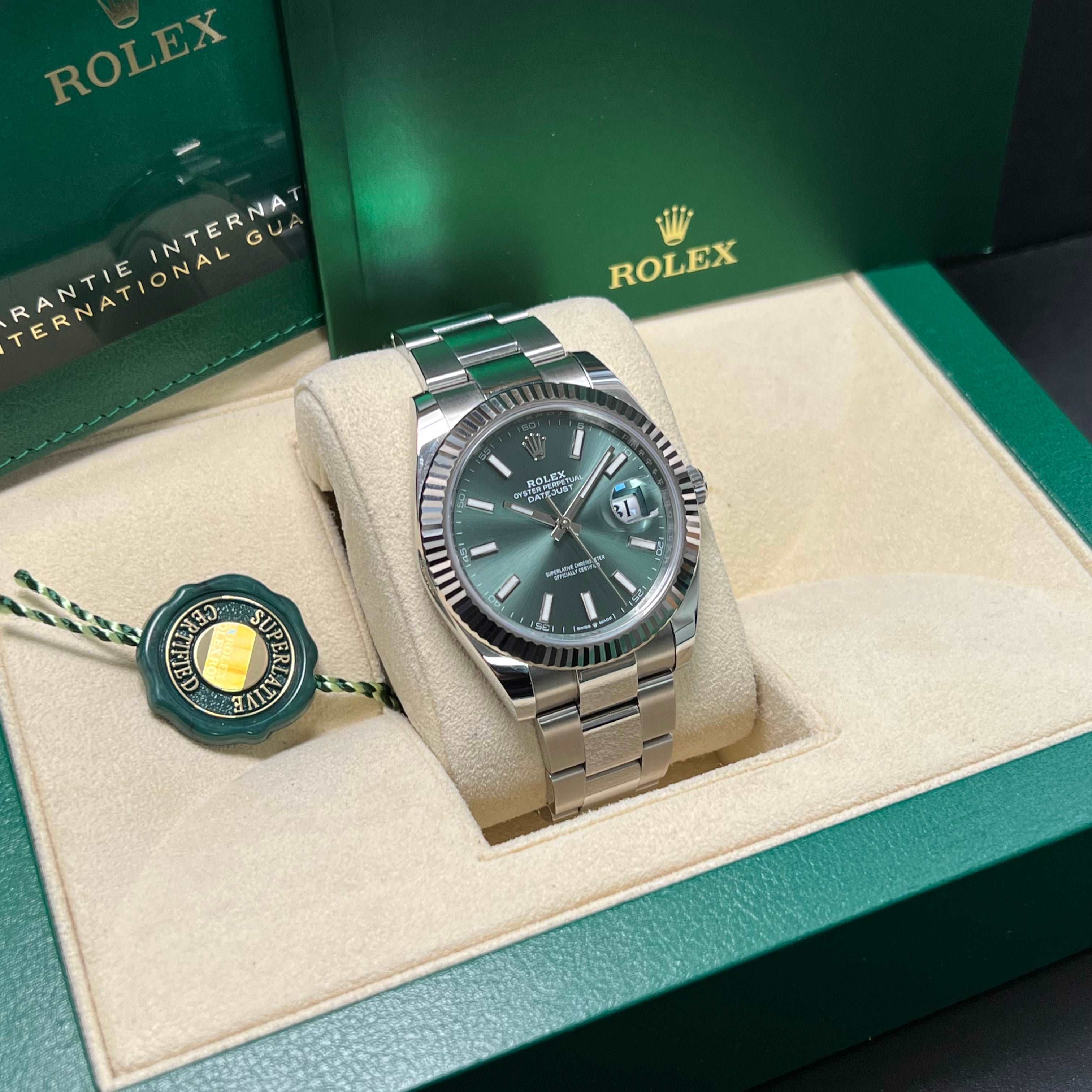 Datejust 41 126334 (Mint Green Baton Dial-Oyster) Chronofinder Ltd