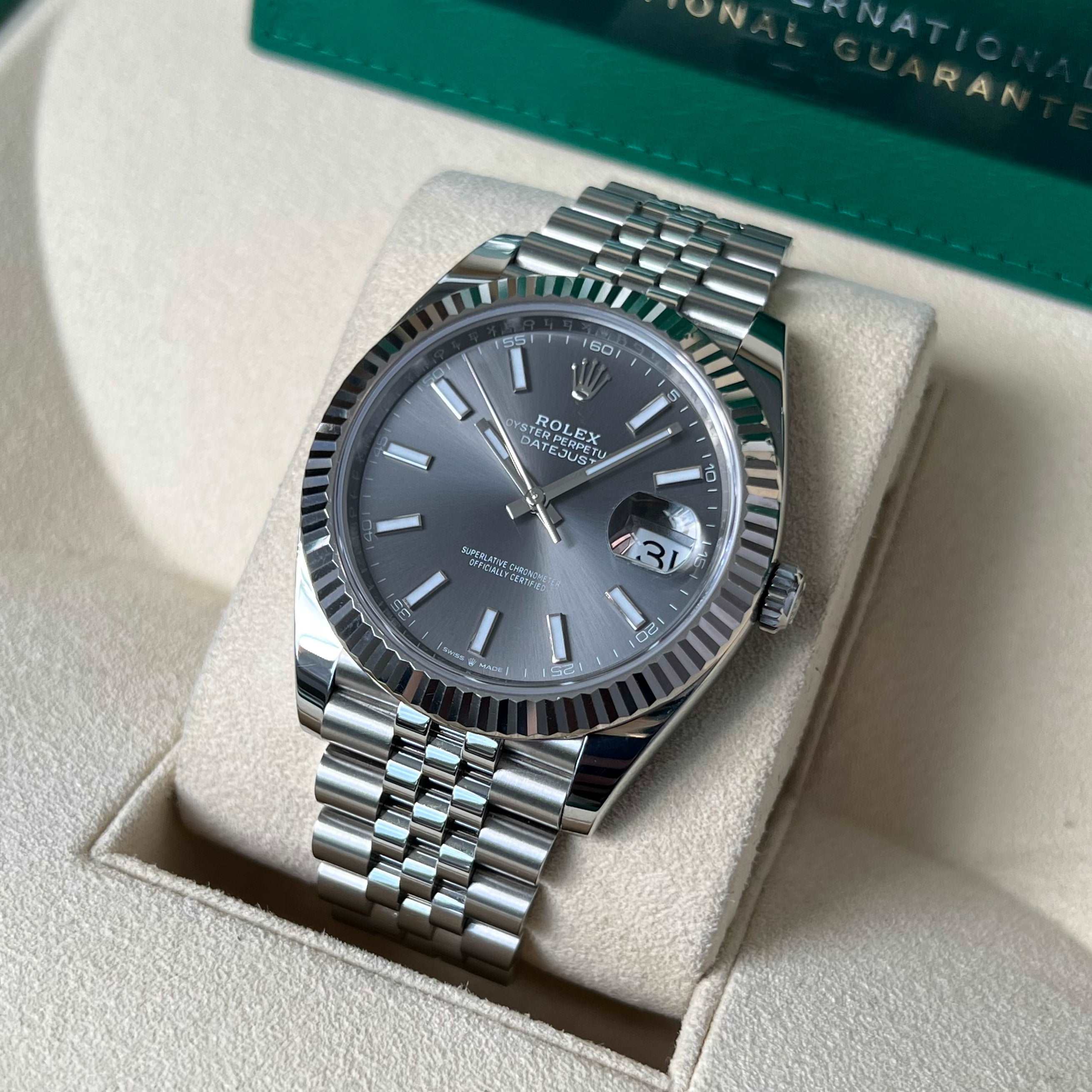 Datejust 41 rhodium dial best sale