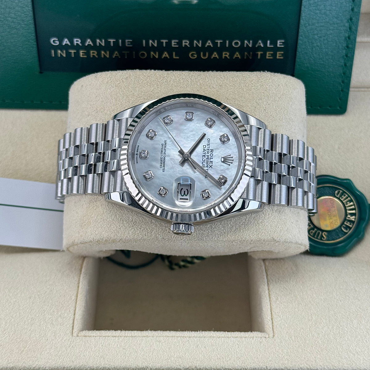 Datejust 36 126234 (Mother Of Pearl Diamond Dial)