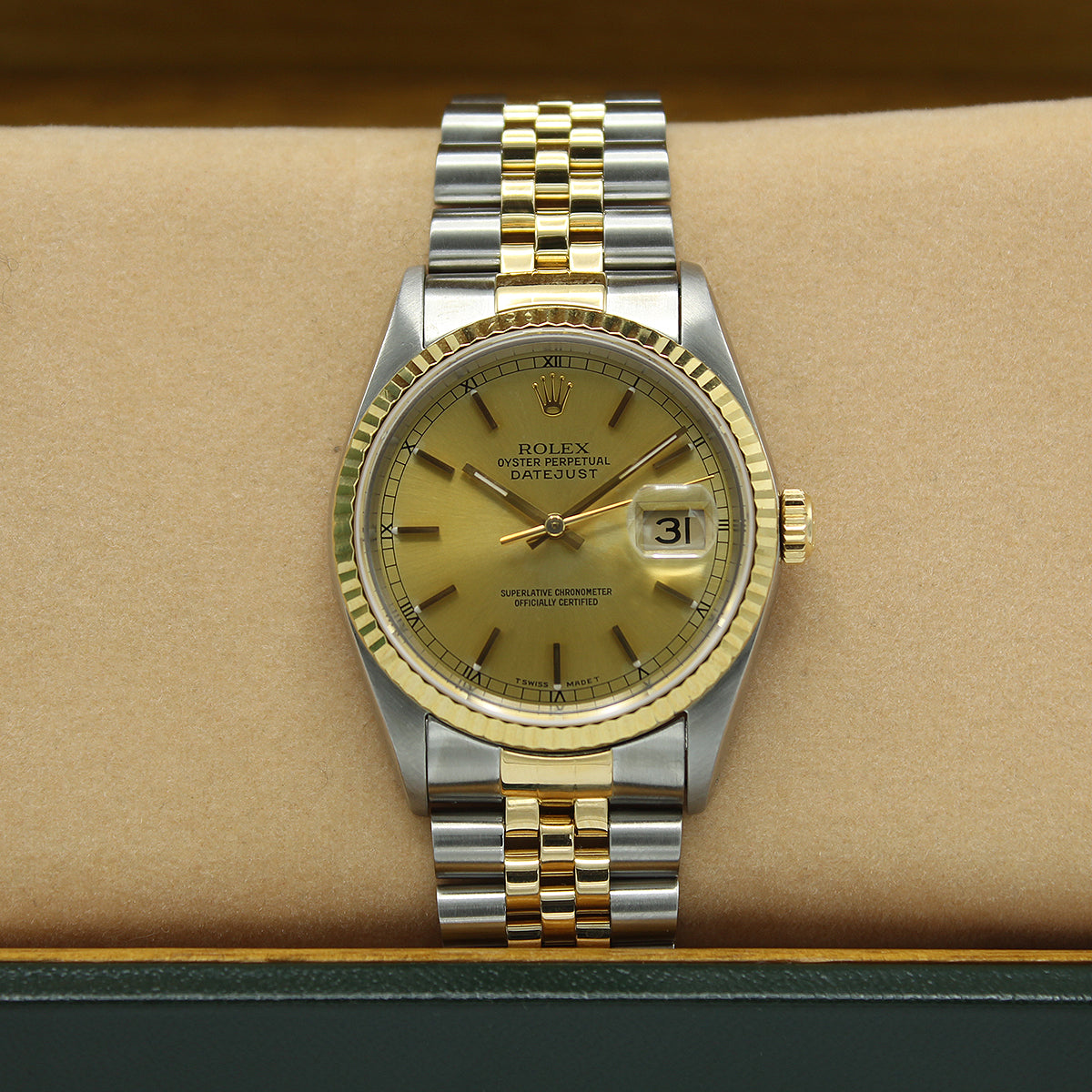 Datejust 36 16233 (Champagne Baton Dial)