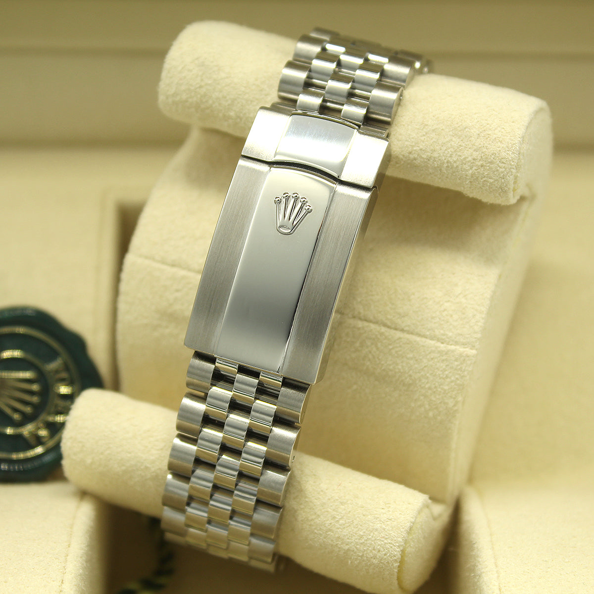 Datejust 36 126200 (White Roman Numeral Dial)