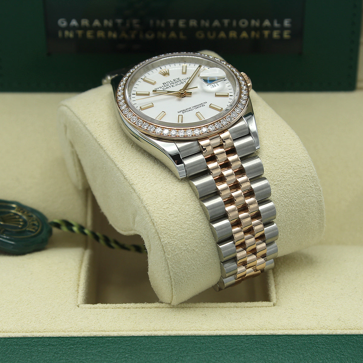 Datejust 36 126281RBR (White Baton Dial)