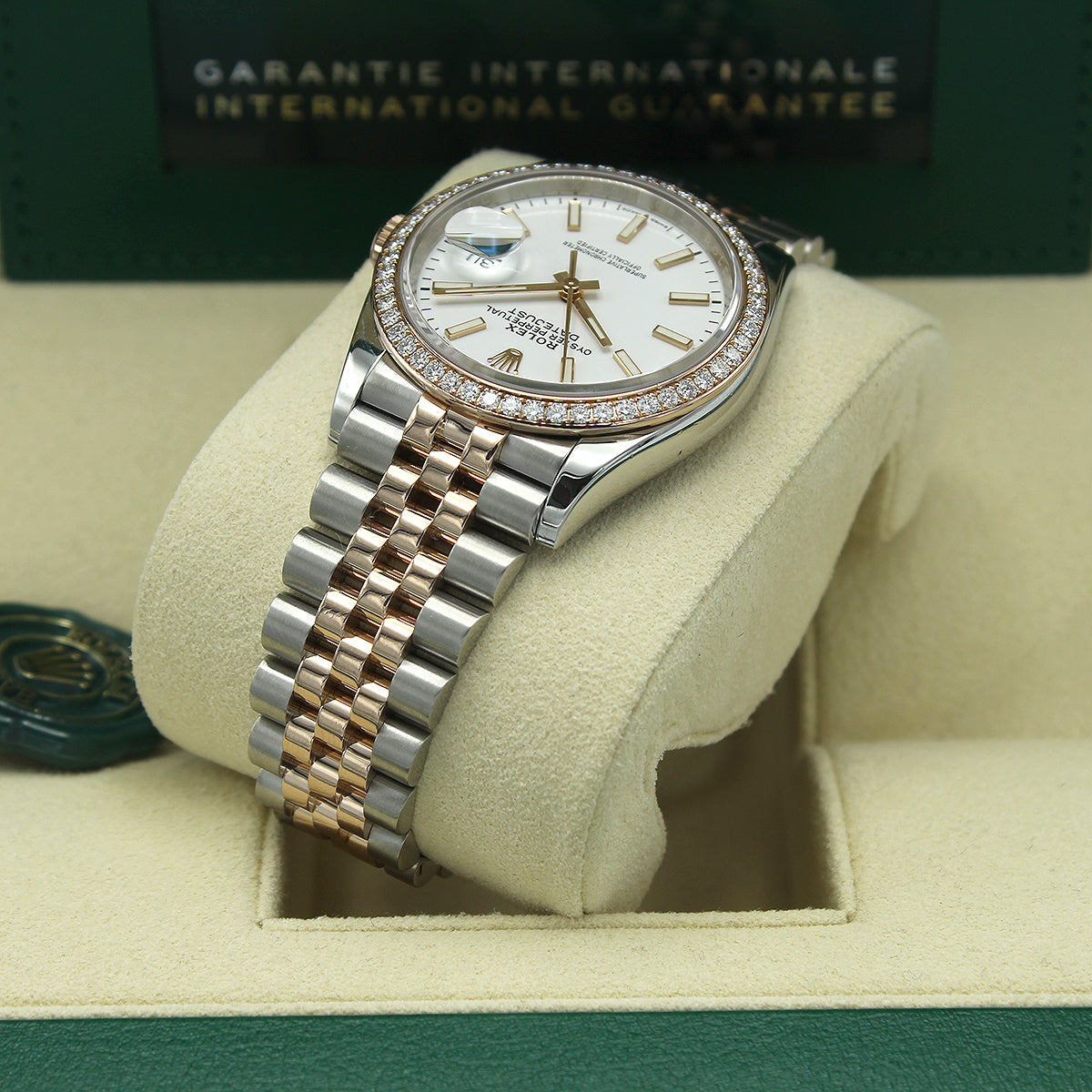 Datejust 36 126281RBR (White Baton Dial)