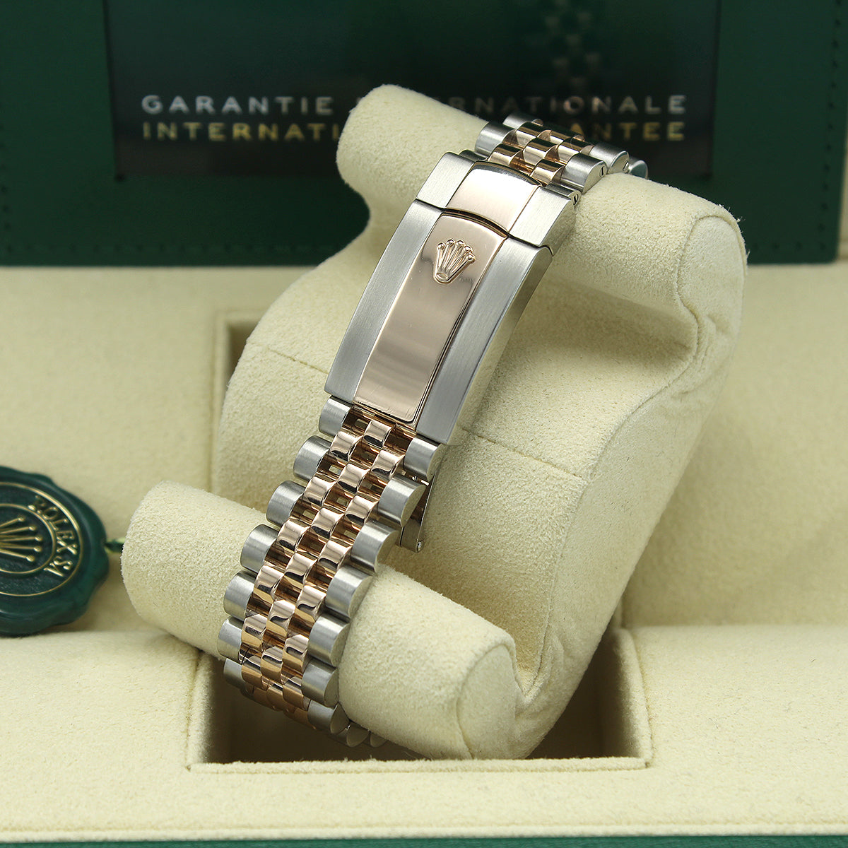 Datejust 36 126281RBR (White Baton Dial)