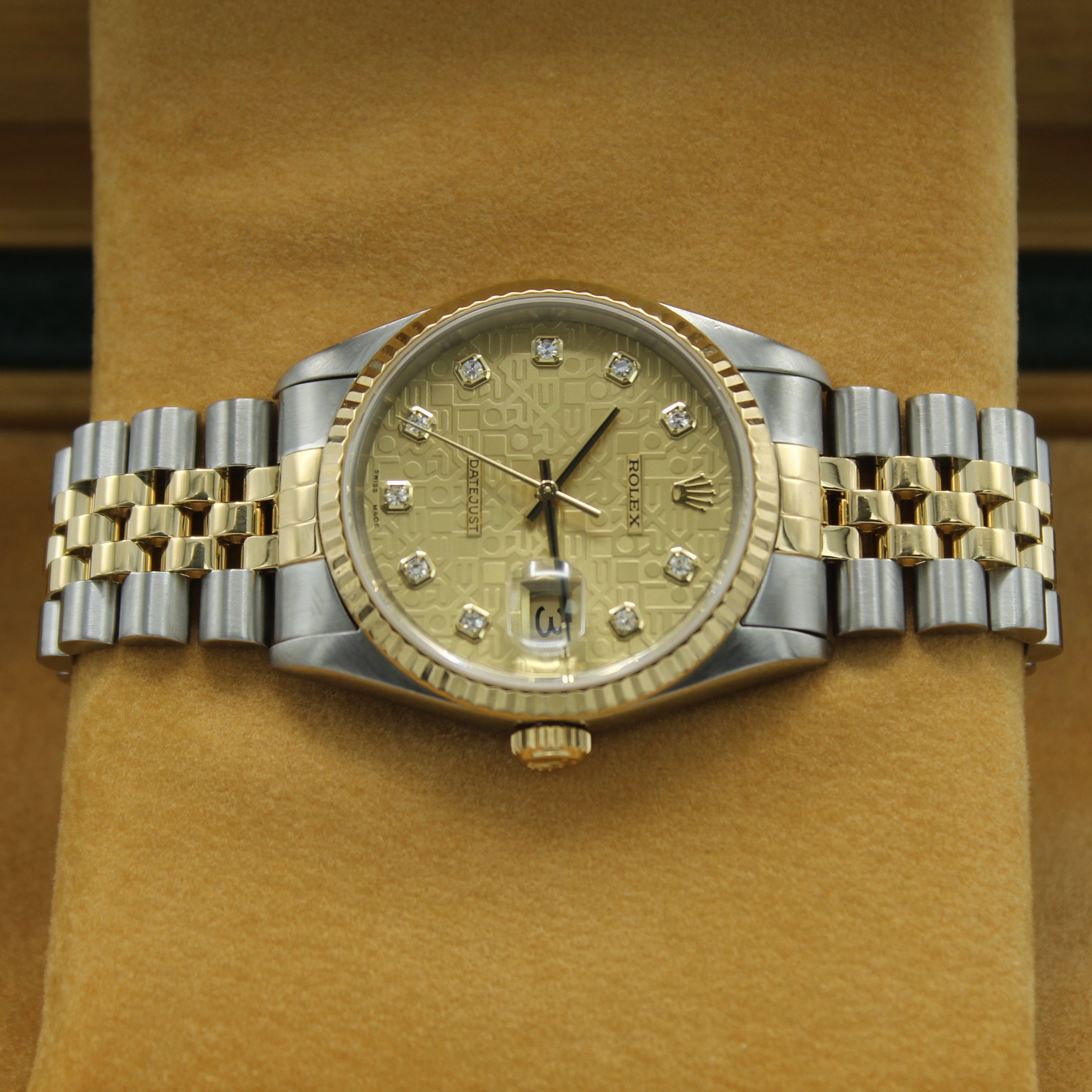 Datejust 36 16233 (Champagne Jubilee Diamond Dial)