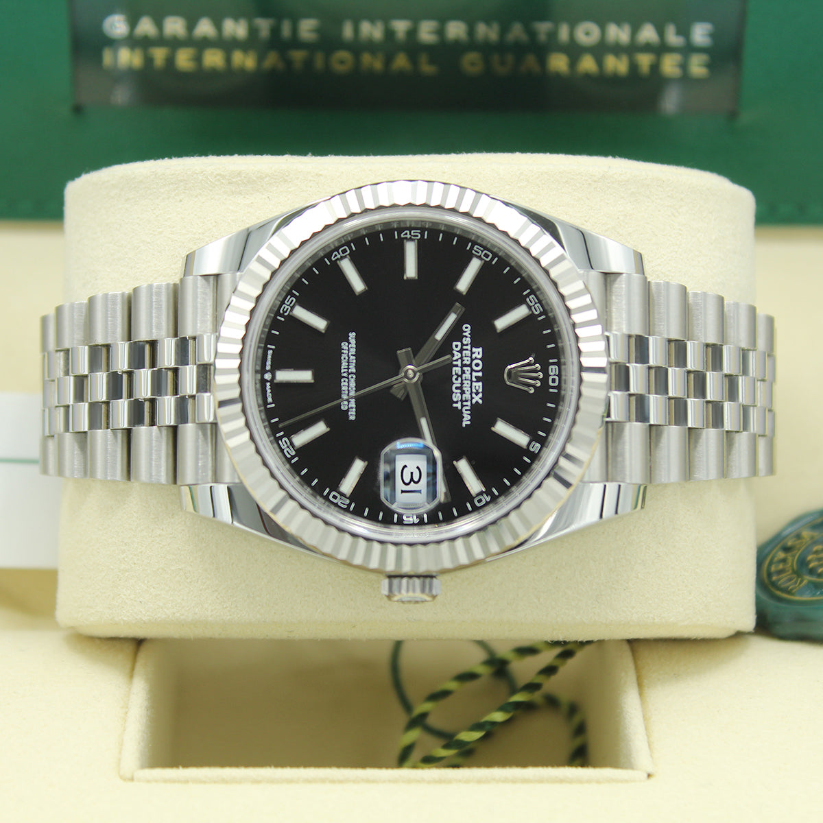 Datejust 41 126334 (Black Baton Dial)