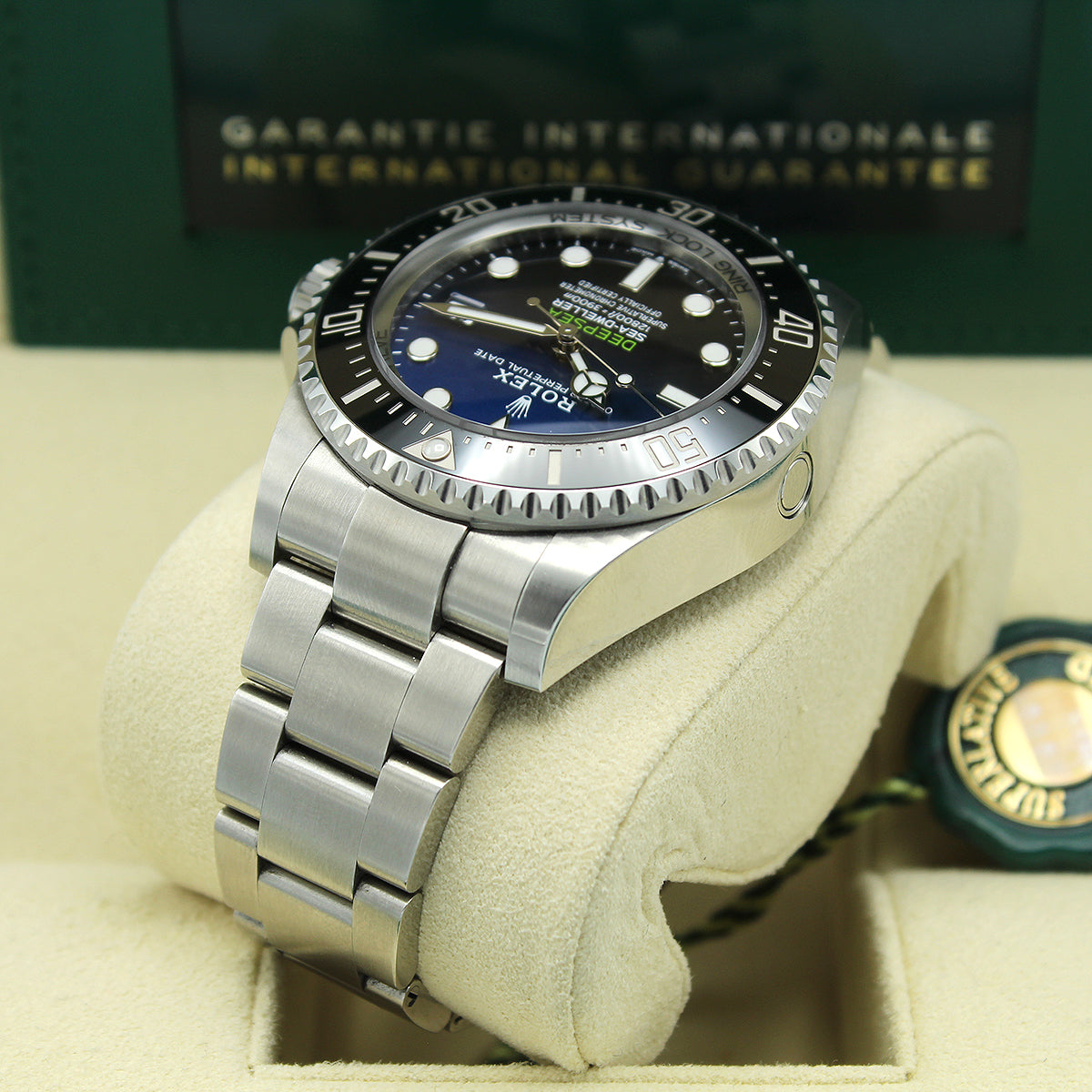 Sea-Dweller Deepsea 136660 (James Cameron D-Blue Dial)