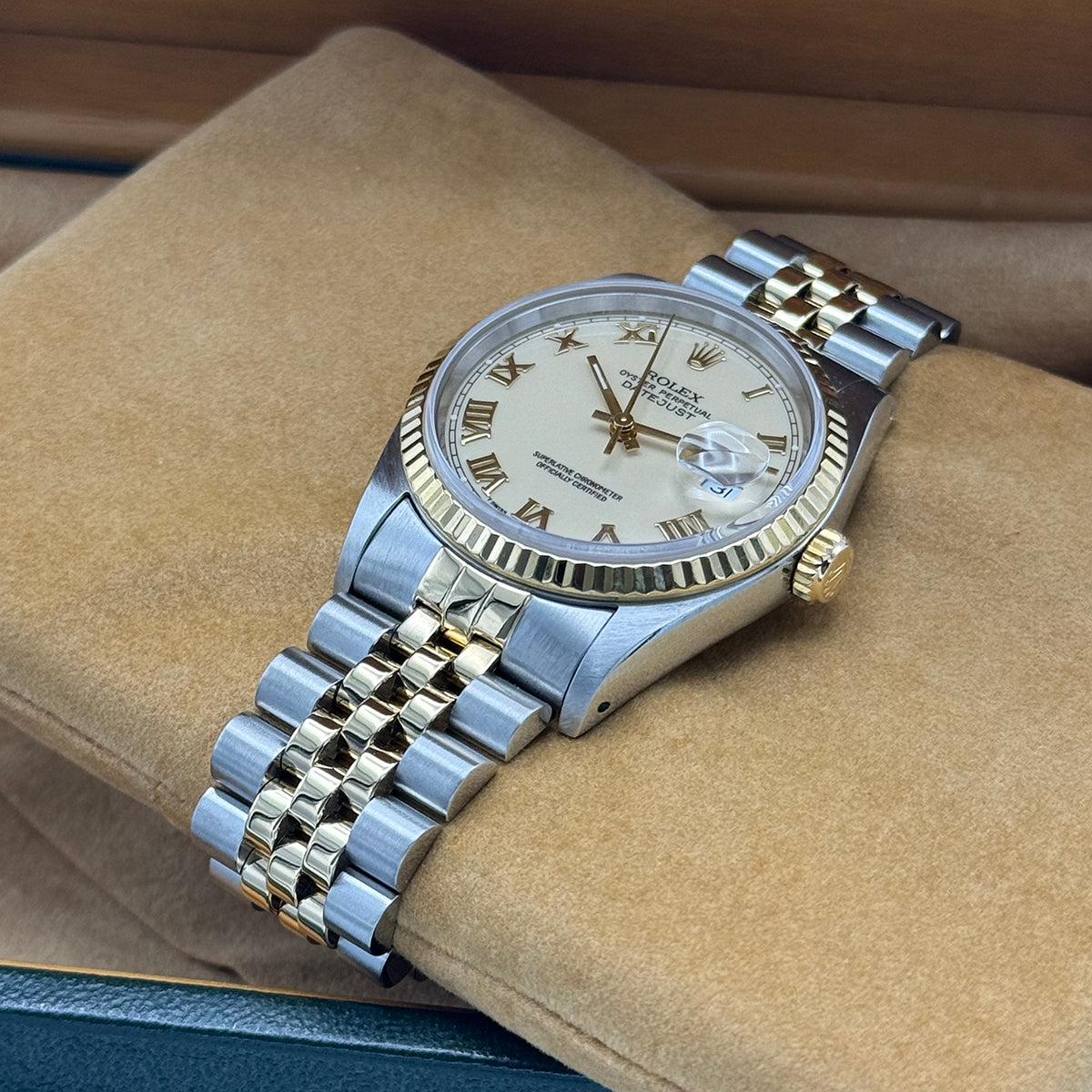 Datejust 36 16233 (Ivory Roman Numeral Dial)