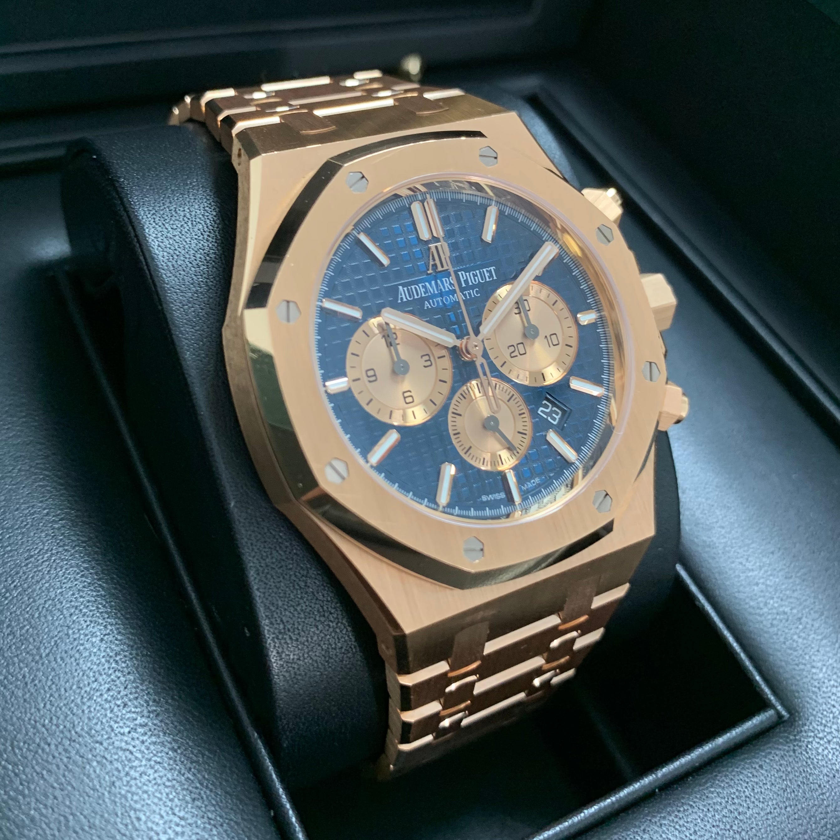 Royal Oak Chronograph 26331OR.OO.1220OR.01 (Blue Dial) Chronofinder Ltd