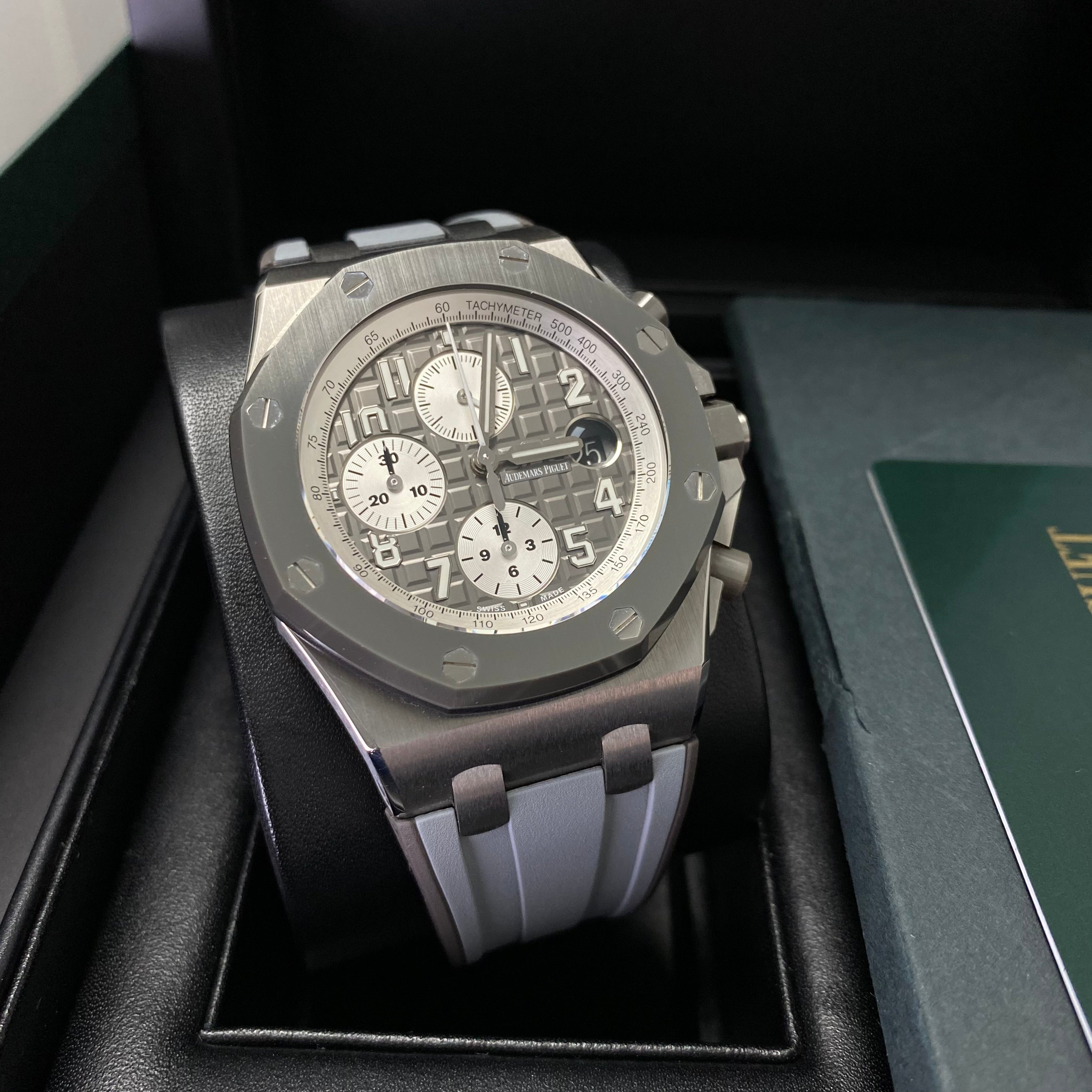 Royal Oak Offshore 26470IO.OO.A006CA.01 (Ghost) Chronofinder Ltd