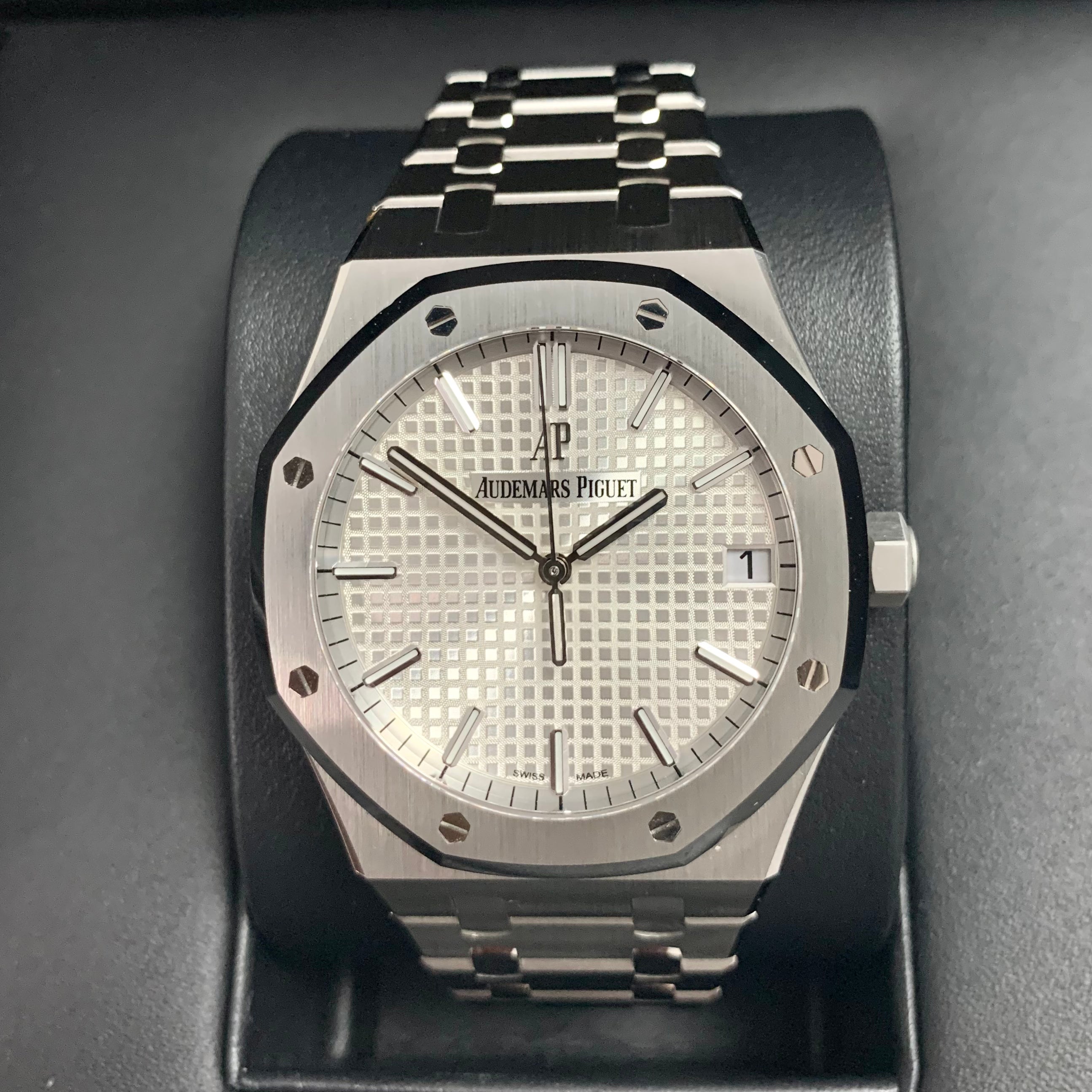 Audemars Piguet Royal Oak Selfwinding 15500ST with White Dial and Steel Bracelet