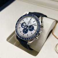 Speedmaster Anniversary 310.32.42.50.02.001 Silver Snoopy Award Chronofinder Ltd