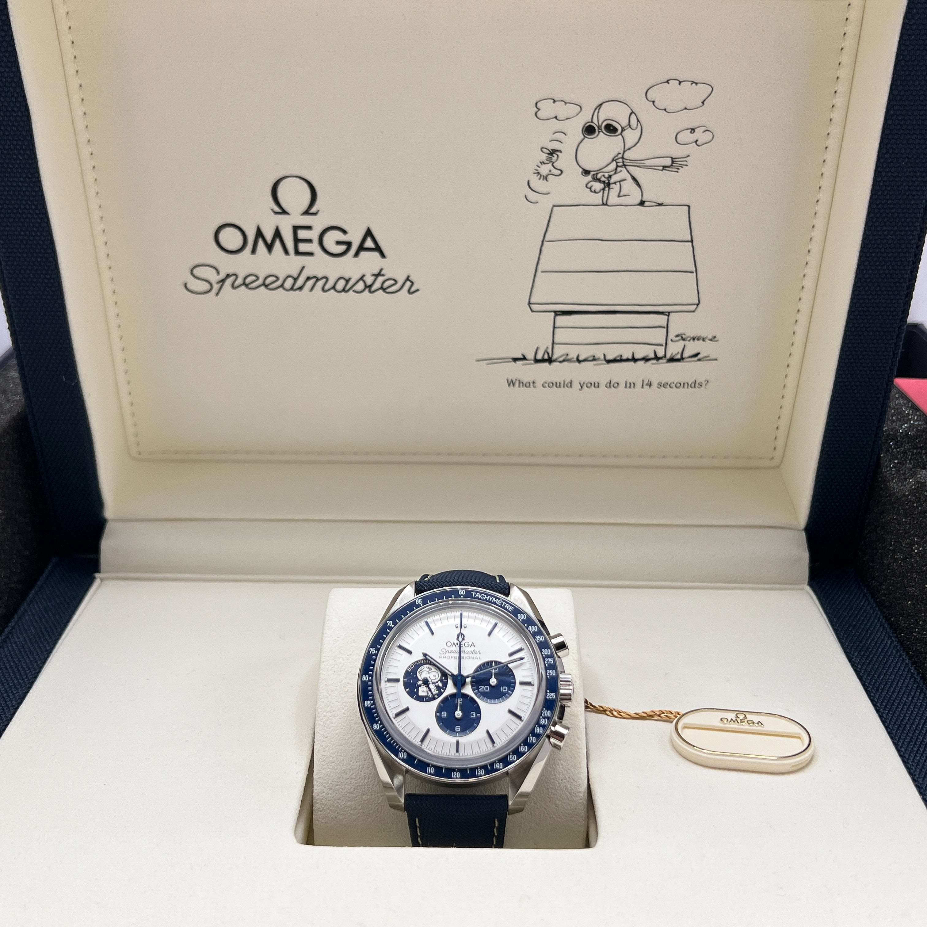 Speedmaster Anniversary 310.32.42.50.02.001 Silver Snoopy Award Chronofinder Ltd