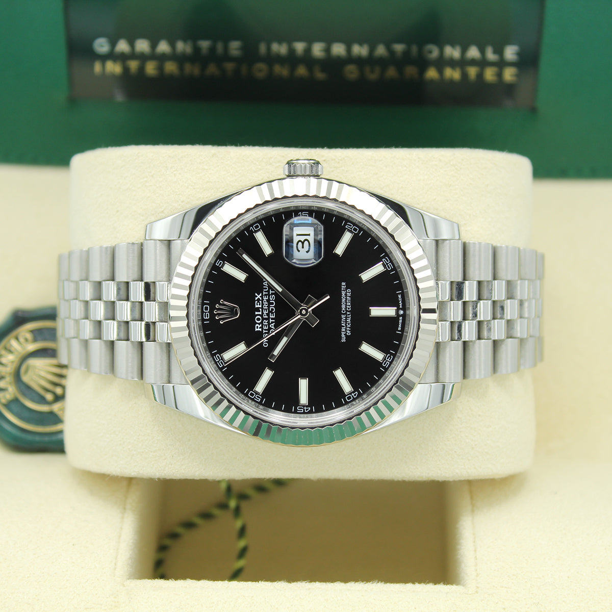 Datejust 41 126334 (Black Baton Dial)