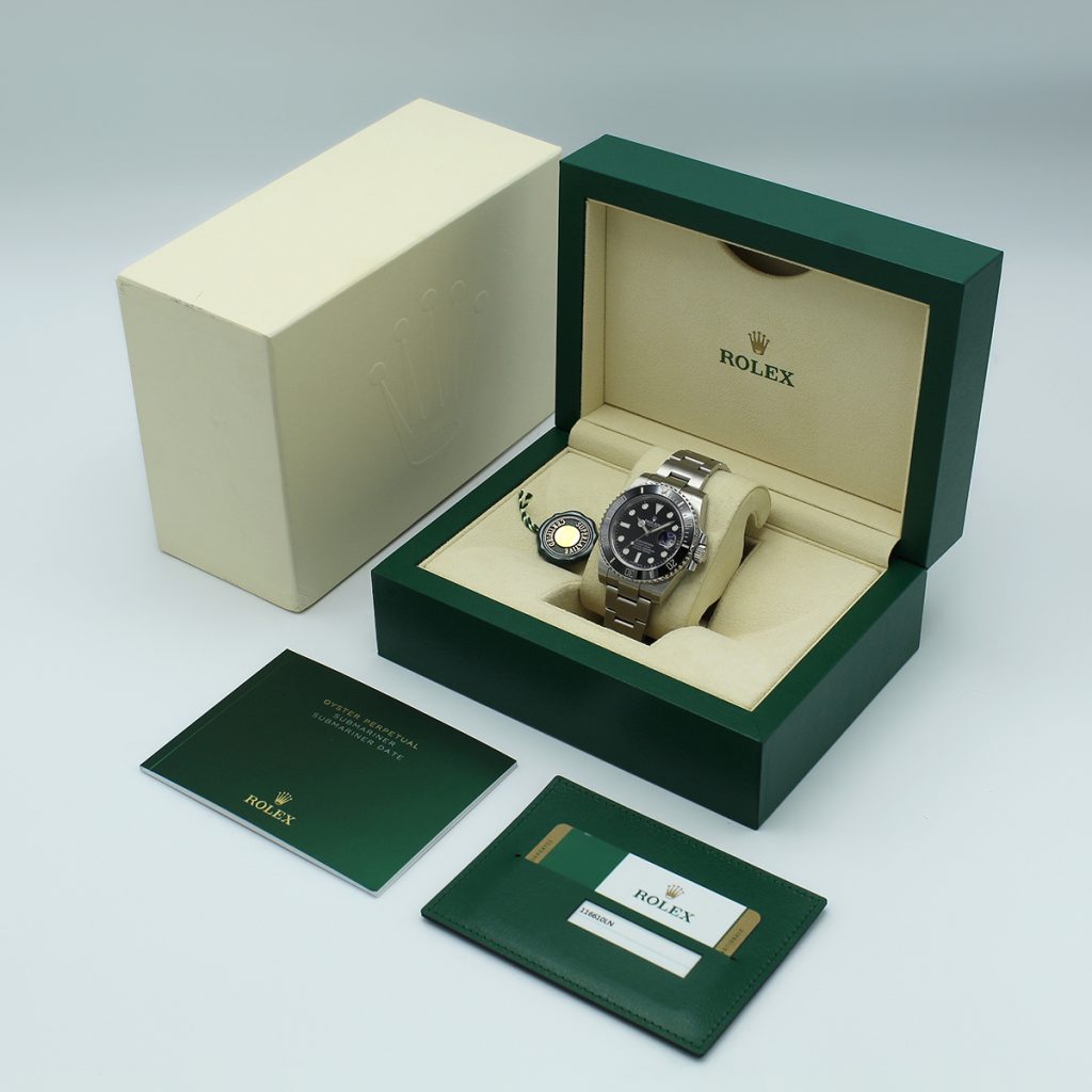 Submariner Date 116610LN — 4