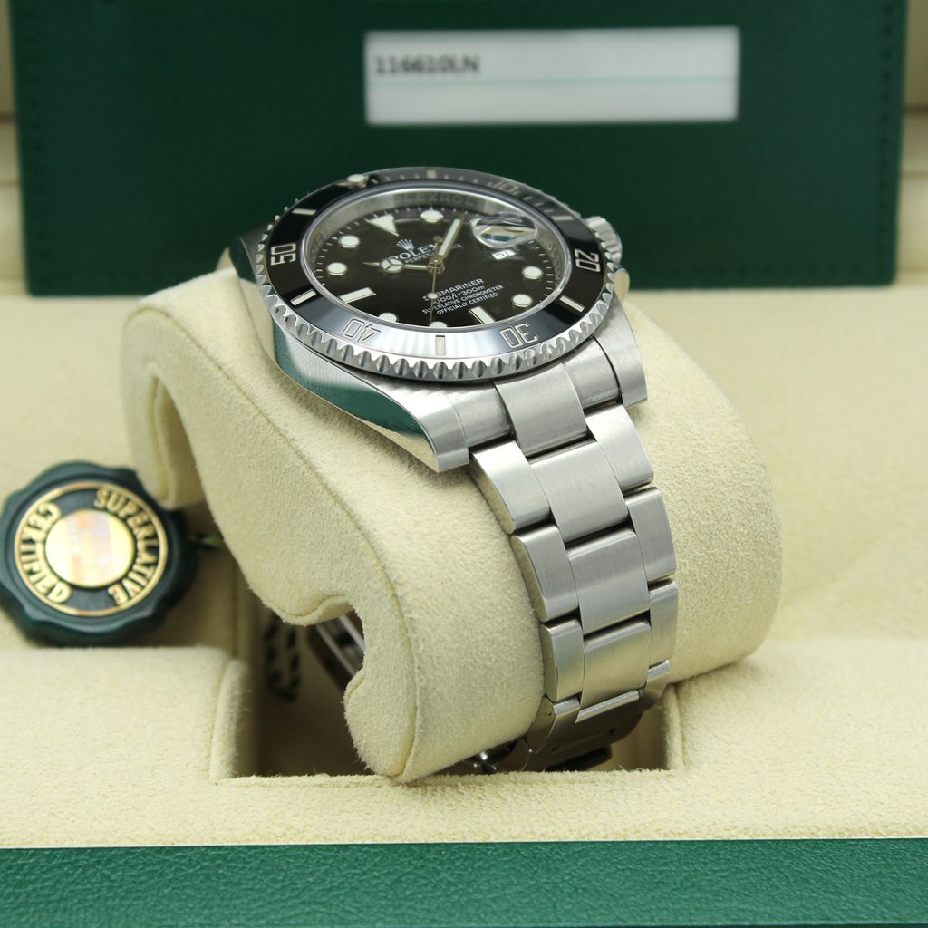 Submariner Date 116610LN — 6