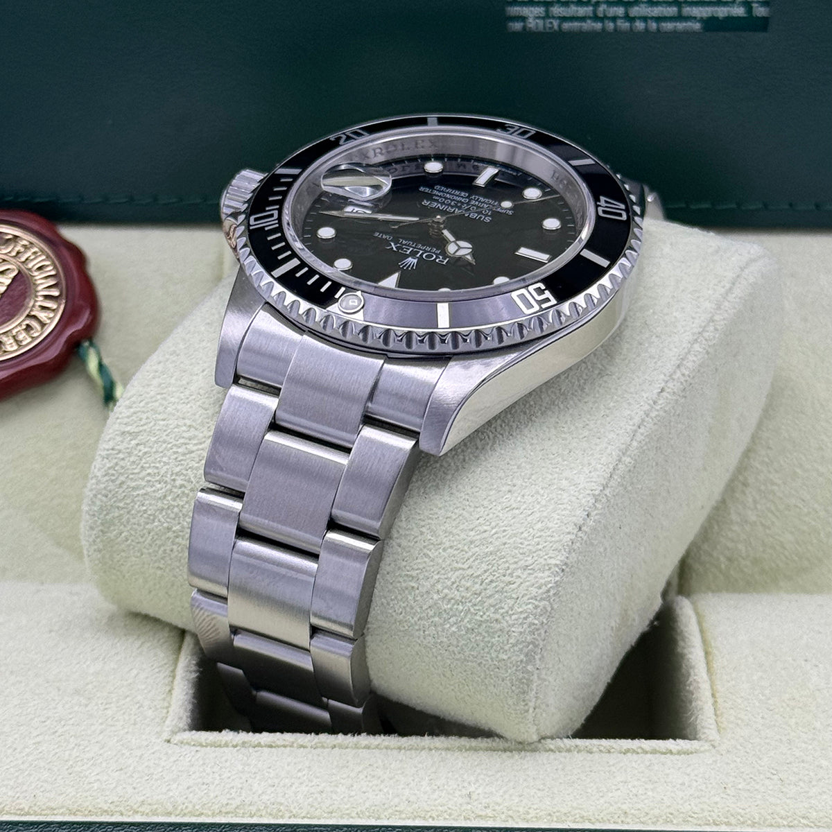 Submariner Date 16610 Engraved Rehaut — 10