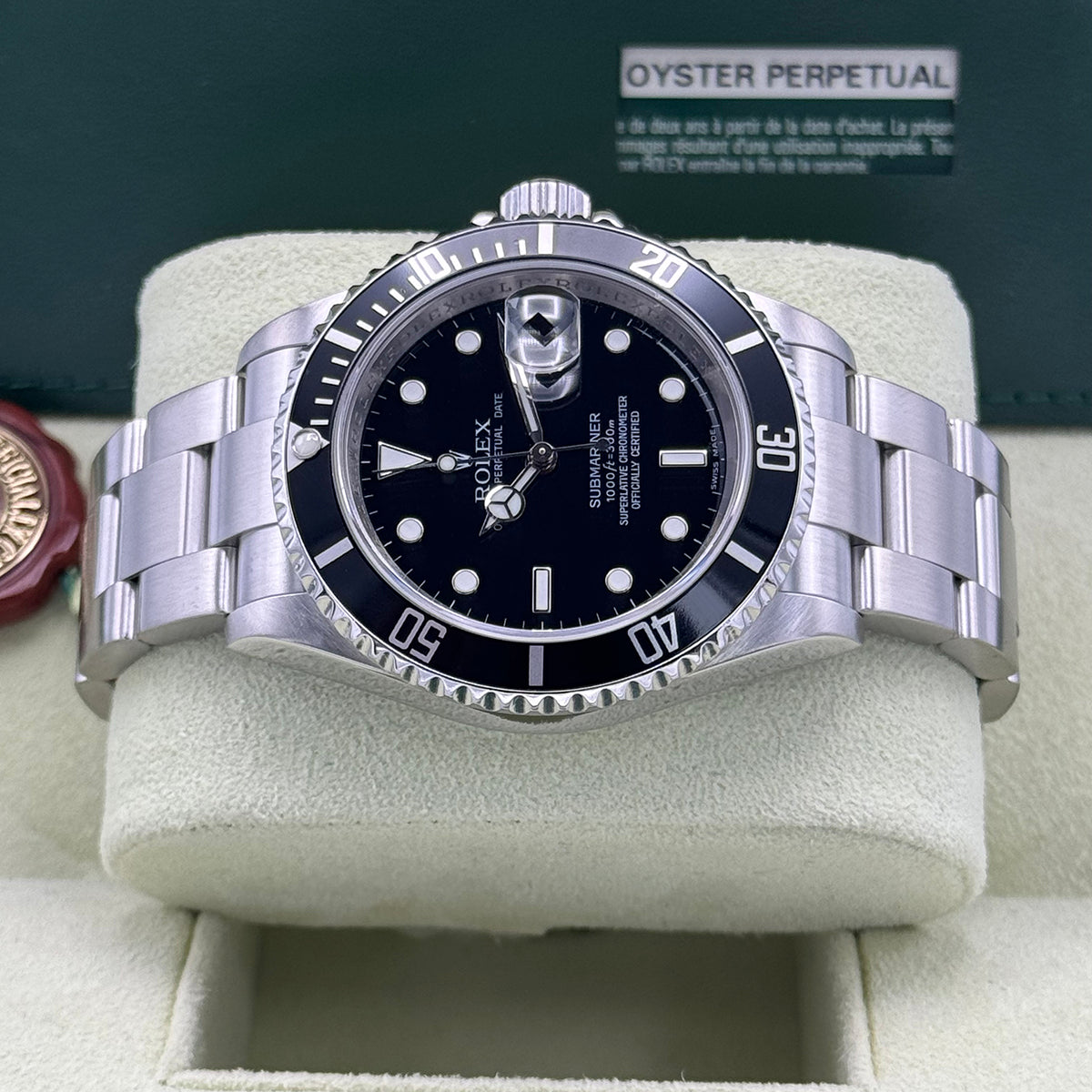 Submariner Date 16610 Engraved Rehaut — 12