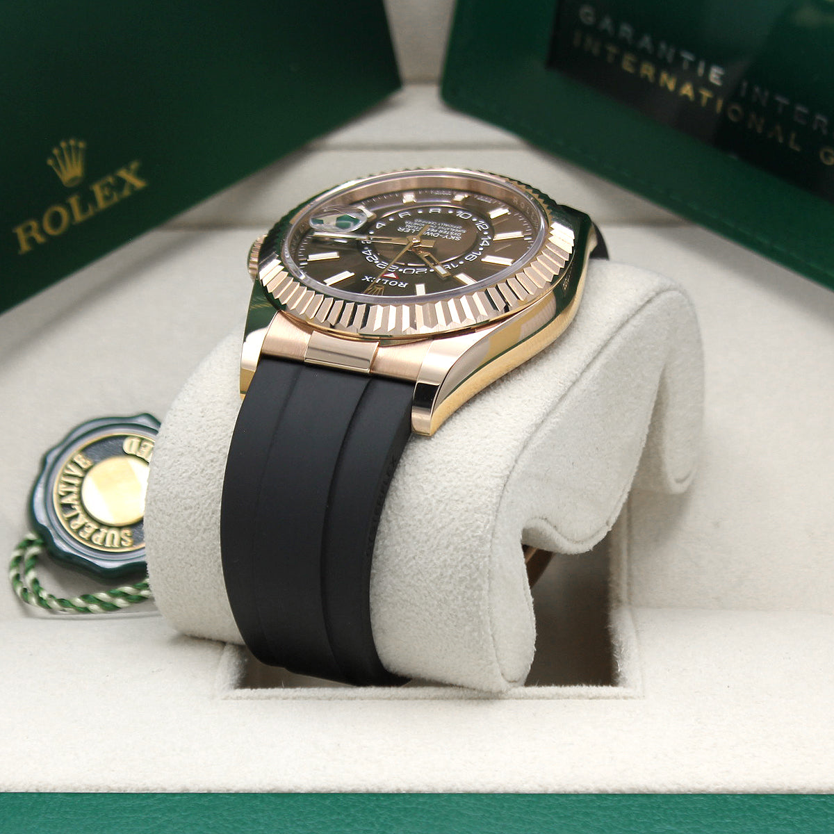 Sky-Dweller 326235 (Chocolate Baton Dial) — 7