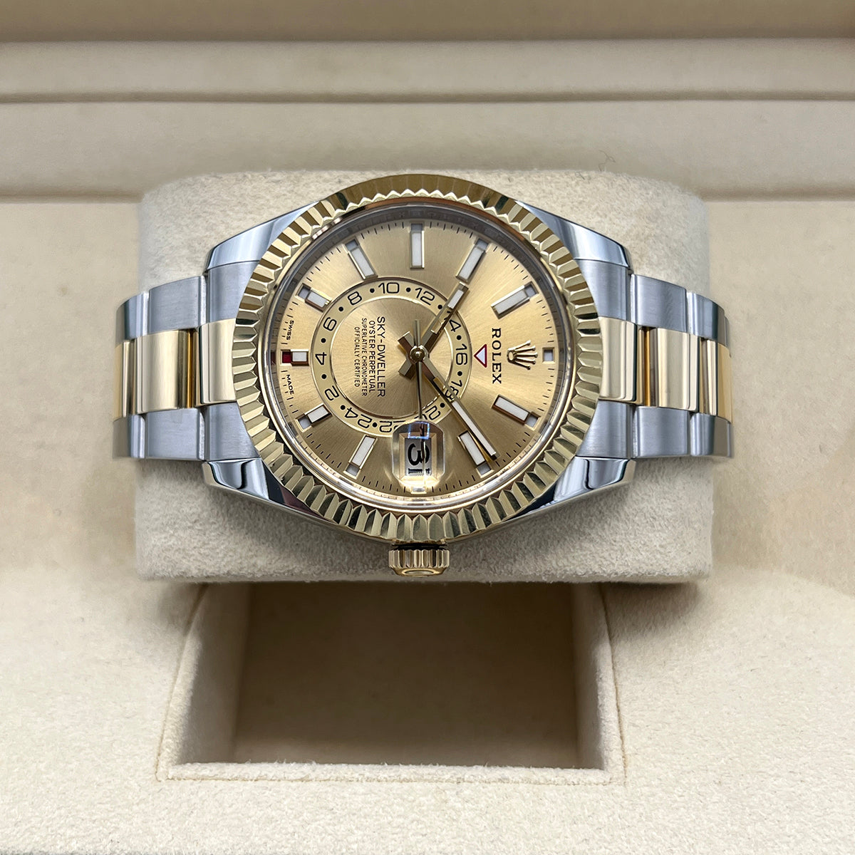Sky-Dweller 326933 (Champagne Dial) — 10