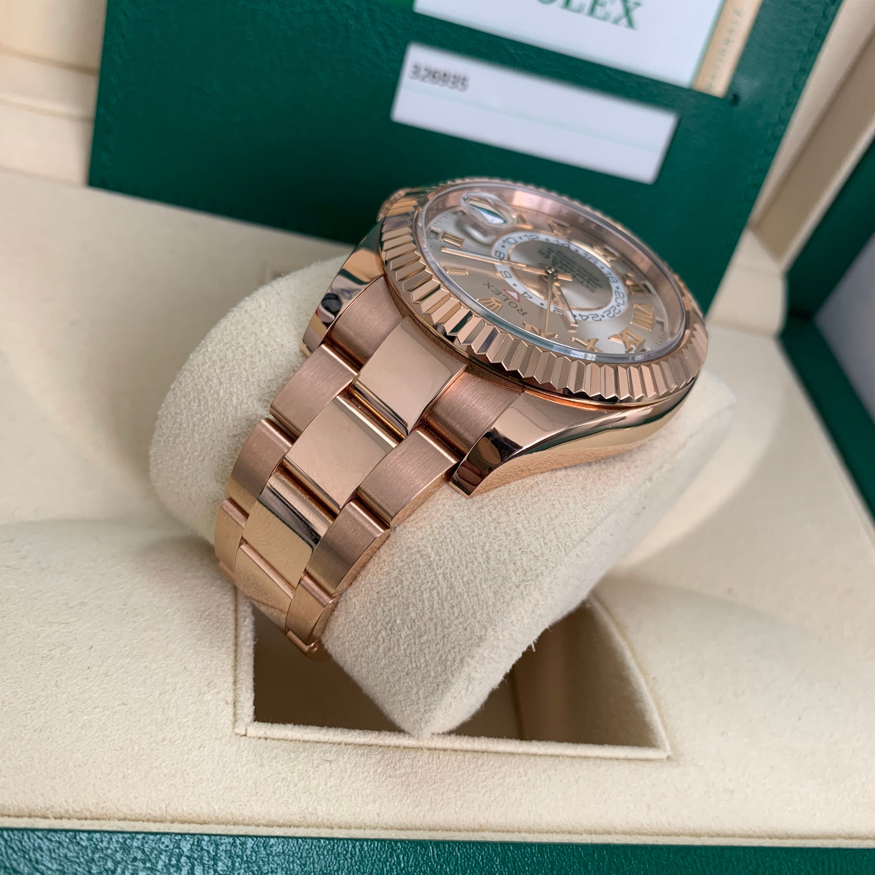 Sky-Dweller 326935 (Sundust Roman Numeral Dial) — 5