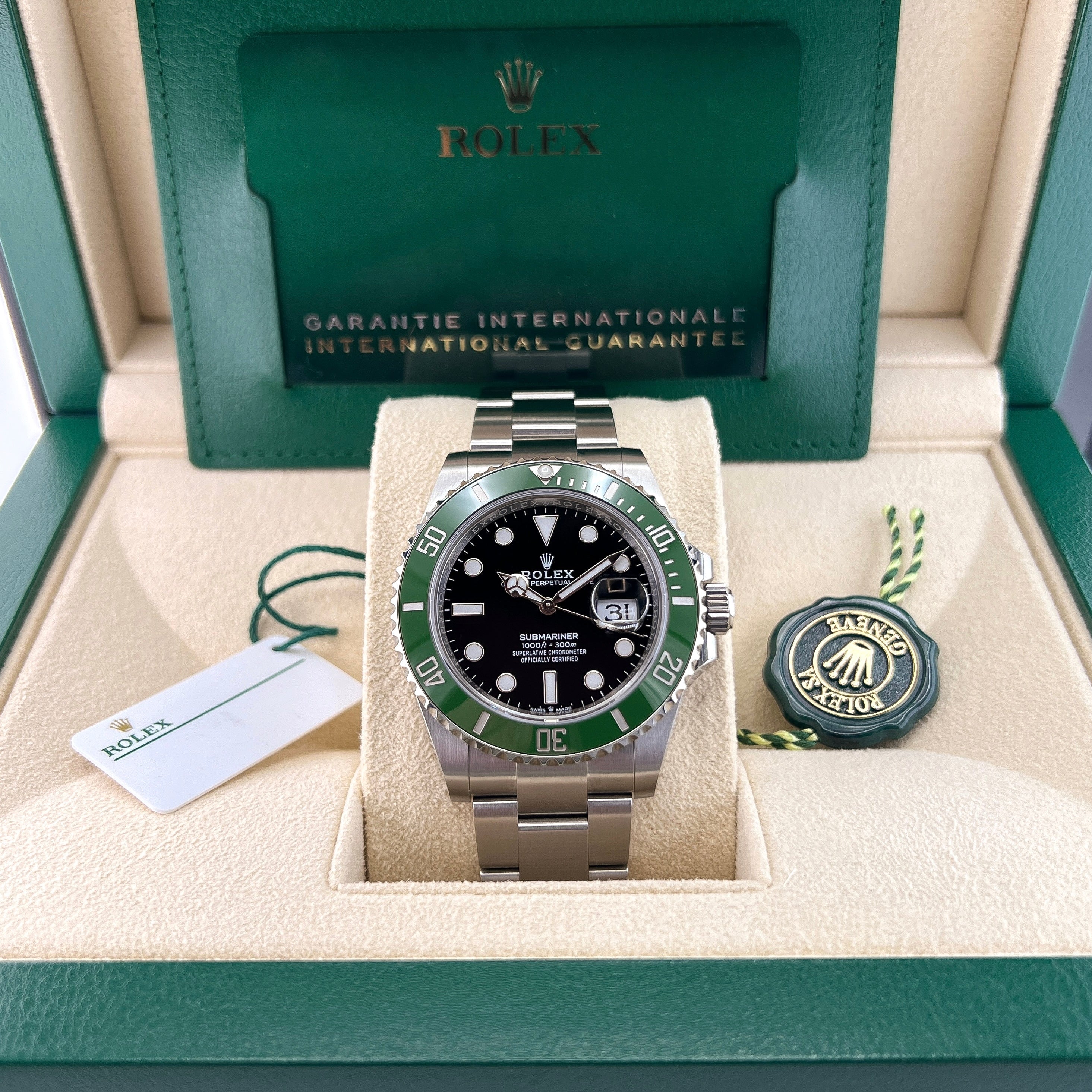 Submariner Date 126610LV Starbucks (MK2 Bezel) — 13
