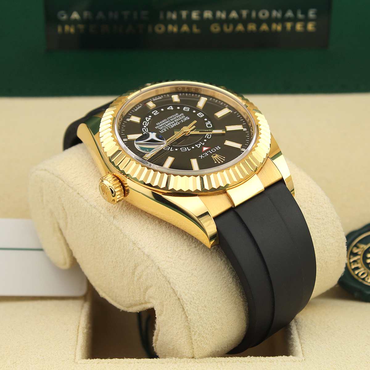 Sky-Dweller 326238 (Black Baton Dial) — 11
