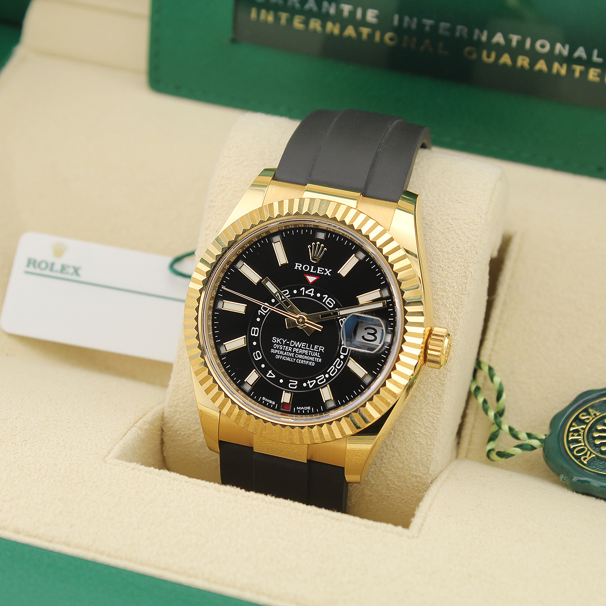 Sky-Dweller 326238 (Black Baton Dial) — 7