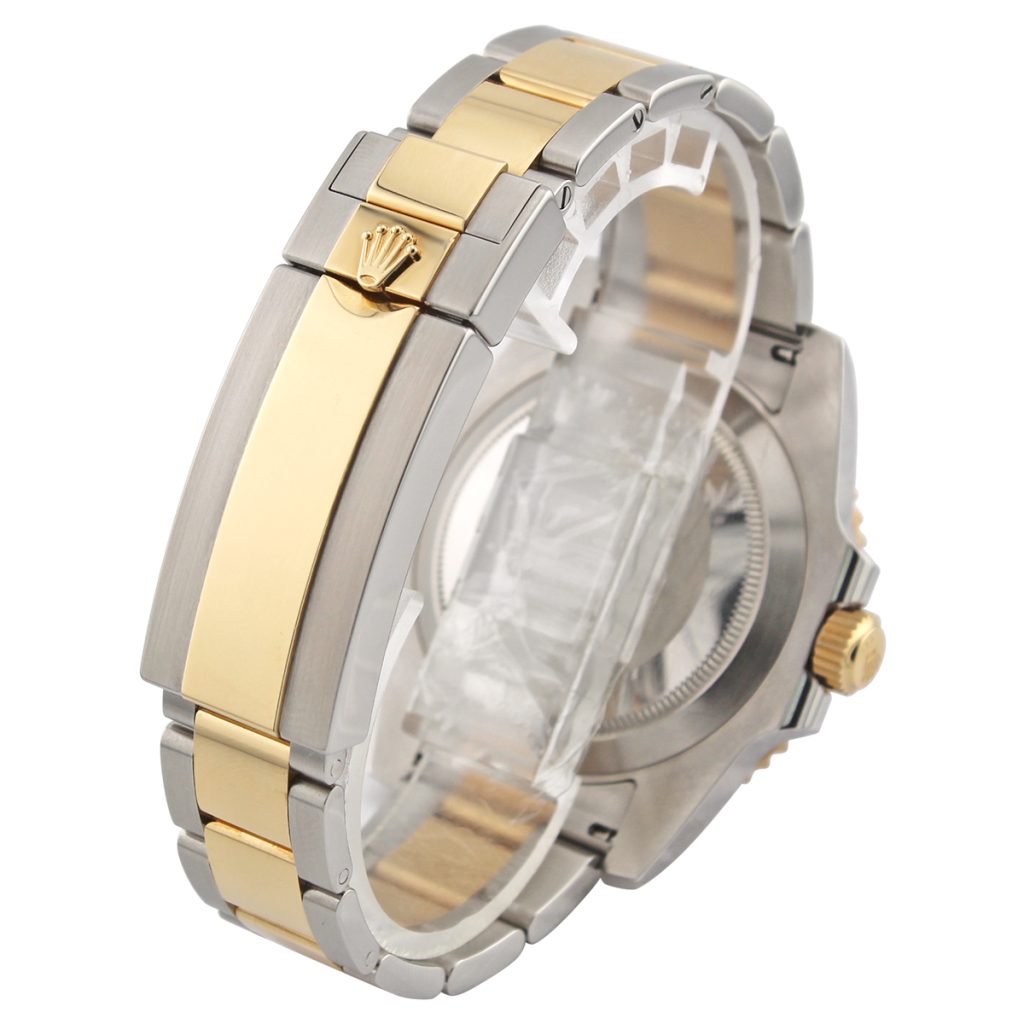 Submariner Date 116613LN — 3