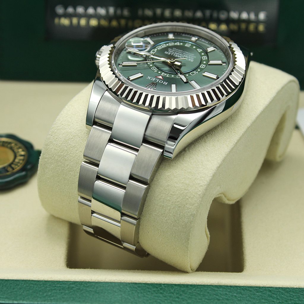 Sky-Dweller 336934 (Mint Green Dial) — 6