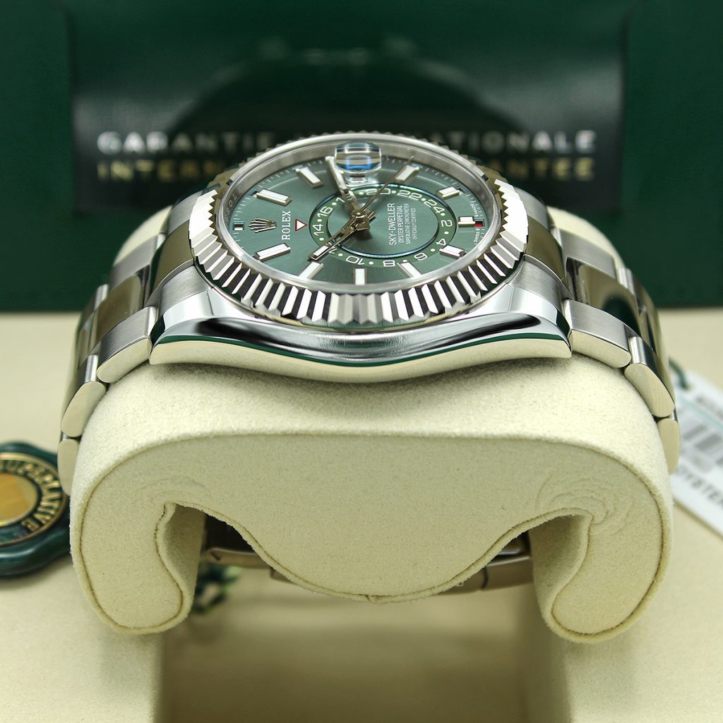 Sky-Dweller 336934 (Mint Green Dial) — 8