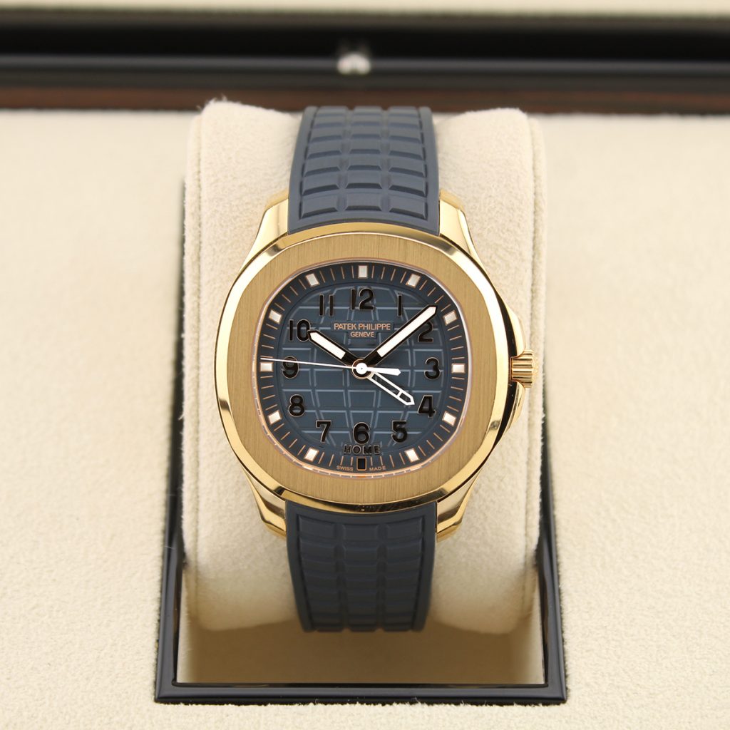 Aquanaut Luce Travel Time 5269R-001 — 10